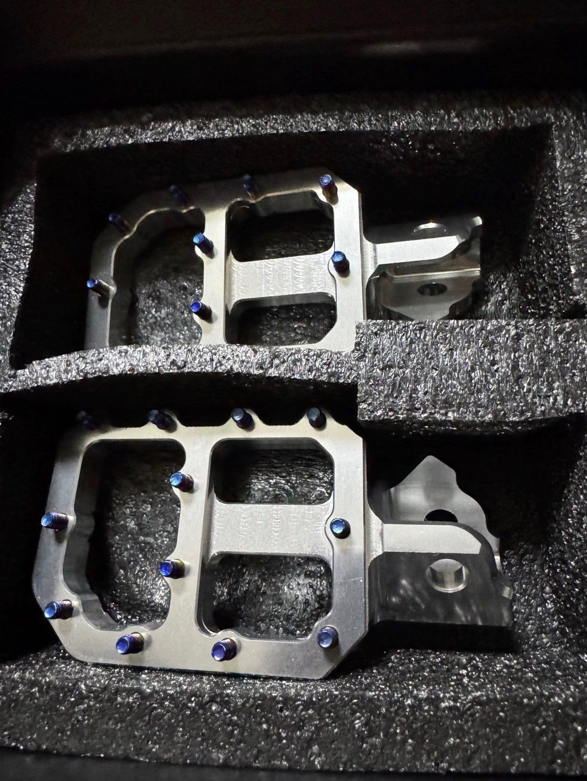 Titanium chrome wide pegs